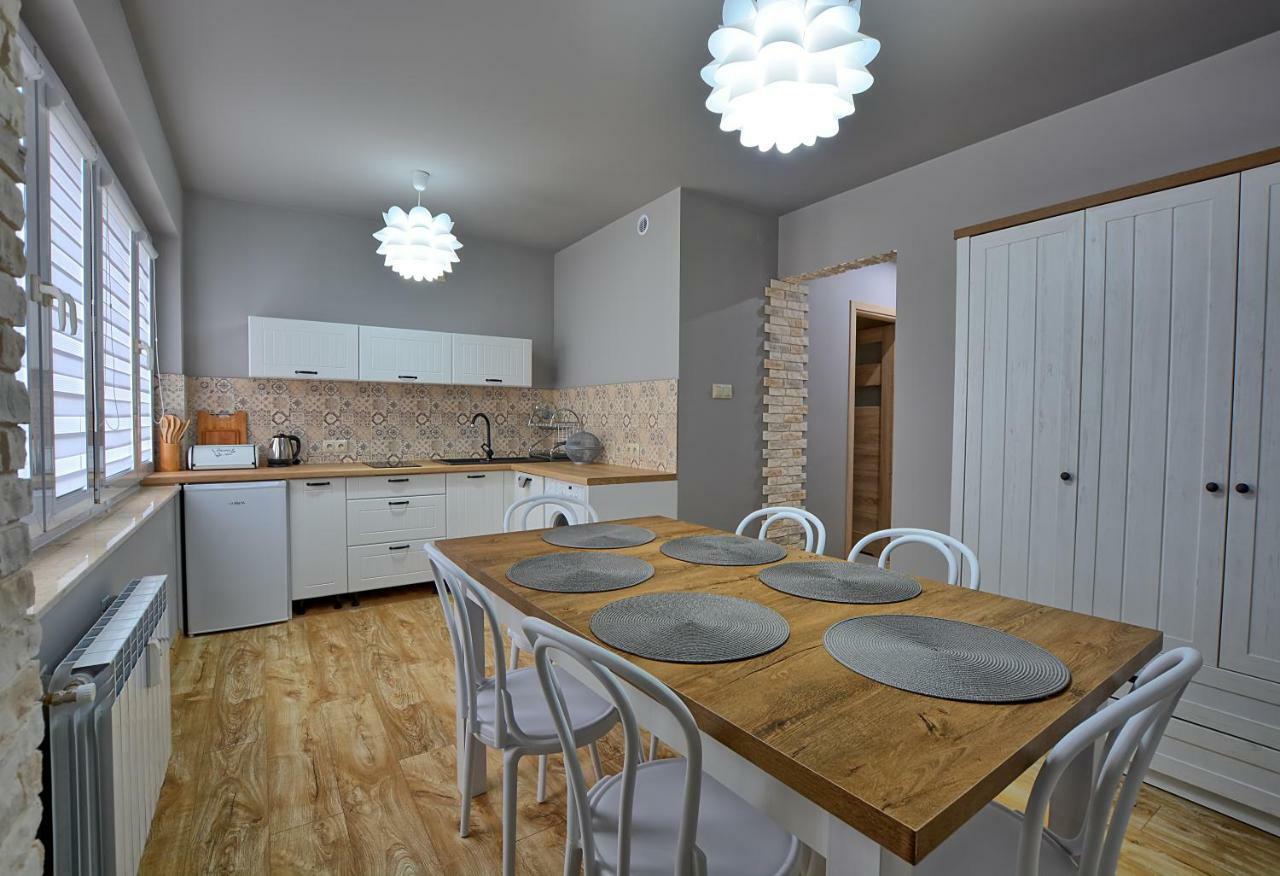 Apartament Dworcowa 4 Apartment Ustrzyki Dolne Luaran gambar